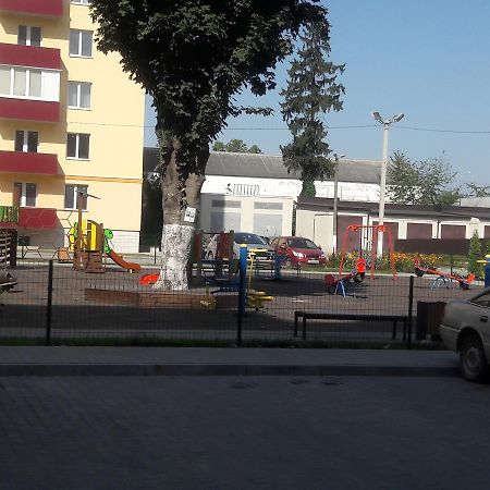 Apartments Koryatovichi Street Kamjanets-Podilskyi Eksteriør billede